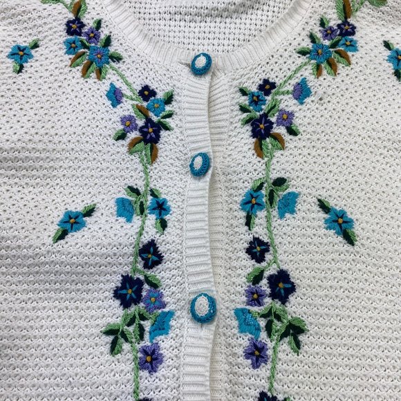 Coastal Grandma Alfred Dunner Sweater Women Fits L-XL White Floral Embroidered - Picture 5 of 15
